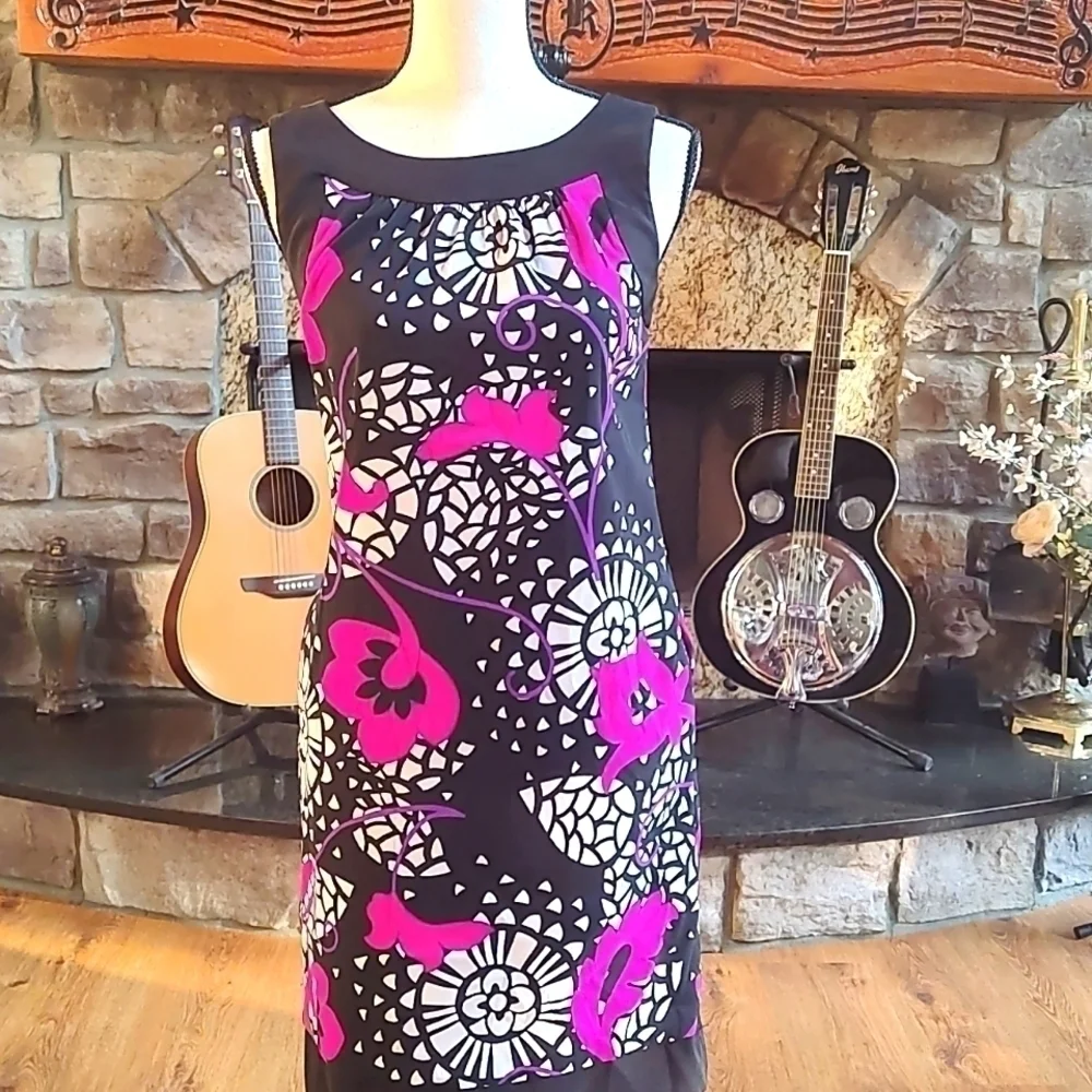 Beautiful Spring Dress Size 2 - Picture 1 of 7